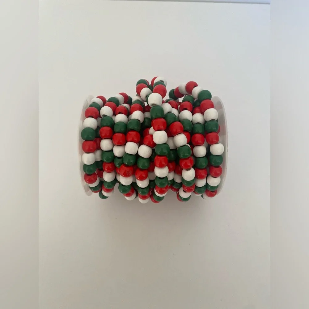 NWT Red White Green Wooden Beaded Holiday Garland Jewelry Making Spool L